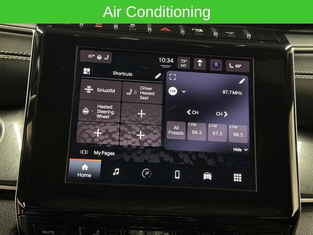 Used 2022 Jeep Grand Cherokee Altitude AWD/4WD image 10