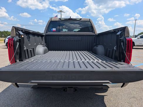 New 2026 Toyota Tundra SR5 AWD/4WD image 31
