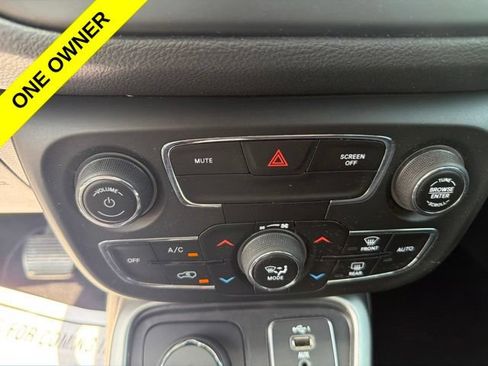 Used 2021 Jeep Compass Sport AWD/4WD image 32