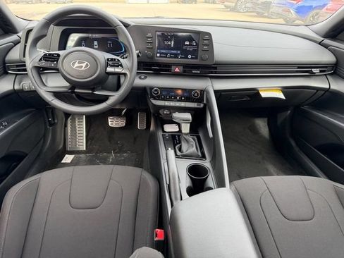 New 2026 Hyundai Elantra Sport FWD image 8