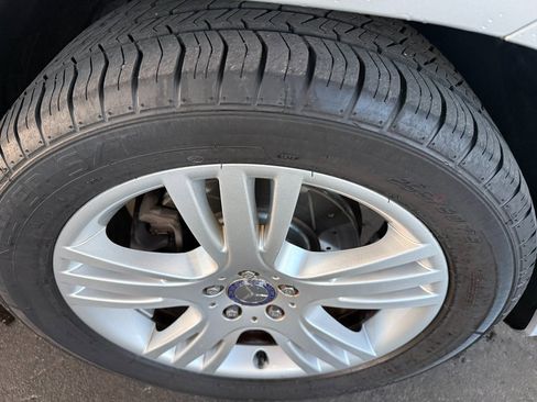 Used 2013 Mercedes-Benz GLK 350 4MATIC image 11