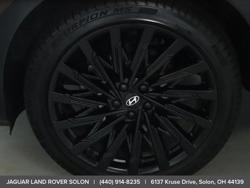 Used 2025 Hyundai Santa Fe Calligraphy AWD/4WD image 39