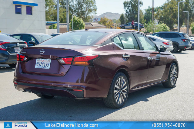 Used 2025 Nissan Altima 2.5 SV FWD image 9