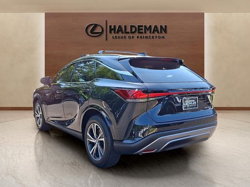Used 2025 Lexus RX 350 Premium w/ Convenience Package AWD/4WD image 4