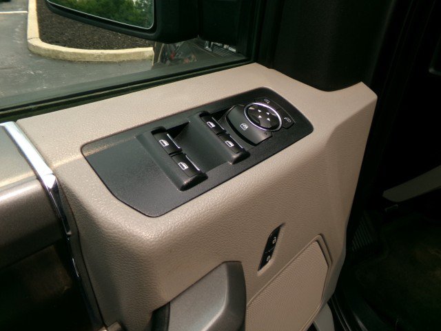 Used 2015 Ford F150 XLT w/ Equipment Group 302A Luxury AWD/4WD image 13