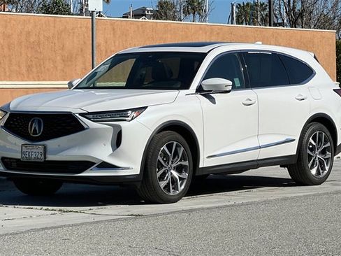 Certified 2023 Acura MDX FWD w/ Technology Package image 8