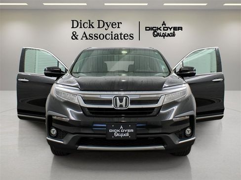 Used 2022 Honda Pilot Touring image 7