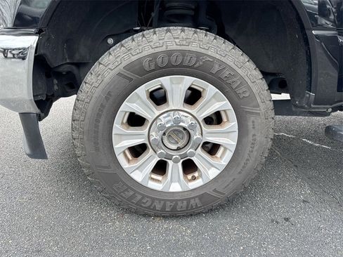 Used 2022 Ford F250 XLT image 26
