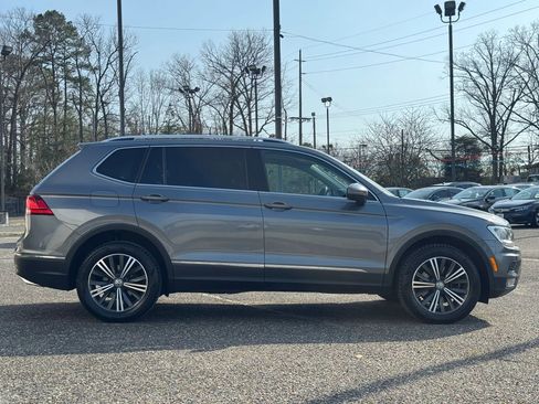 Used 2018 Volkswagen Tiguan SEL image 6