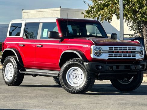 New 2025 Ford Bronco Heritage Edition image 2