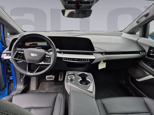 Certified 2025 Cadillac Optiq Luxury 1 AWD/4WD image 12