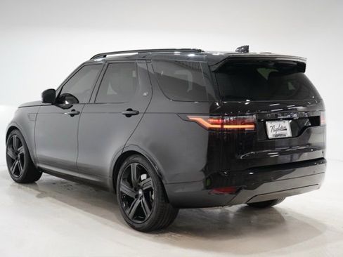 Used 2024 Land Rover Discovery Dynamic SE image 5