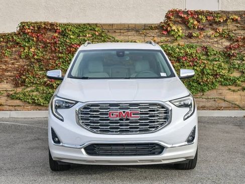 Used 2020 GMC Terrain Denali w/ Denali Premium Package image 2