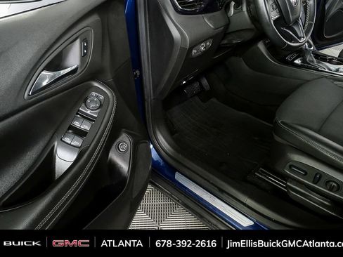 Used 2023 Buick Encore GX Select image 8
