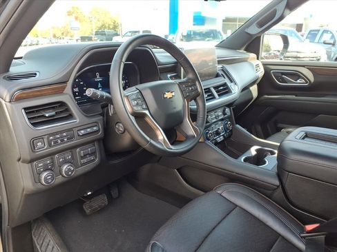 Used 2024 Chevrolet Tahoe High Country image 13