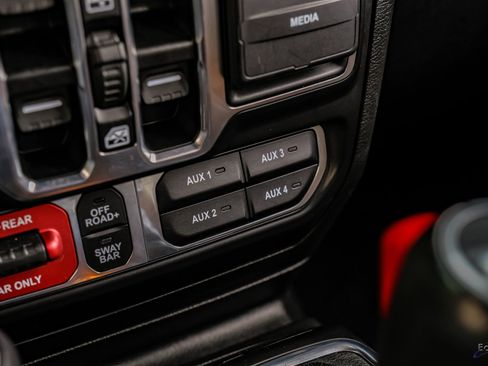 Used 2021 Jeep Wrangler Unlimited Rubicon image 79