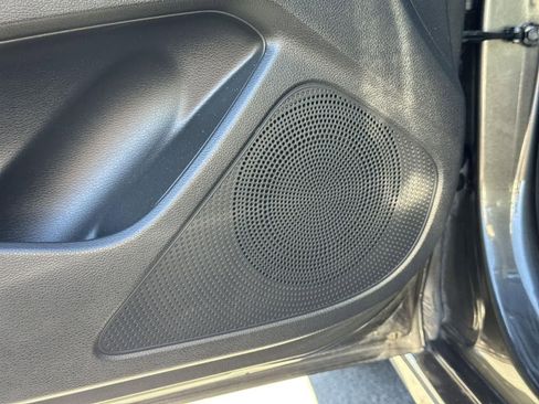 Used 2023 Genesis G70 2.0T image 21