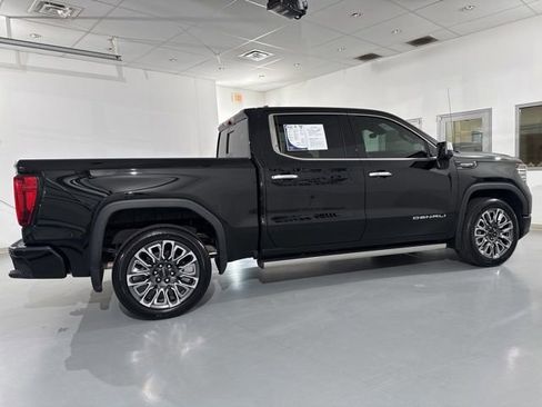 Used 2024 GMC Sierra 1500 Denali Ultimate image 12