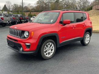Used 2020 Jeep Renegade Latitude w/ Cold Weather Group video 3