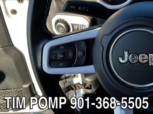 Used 2020 Jeep Wrangler Unlimited Sahara AWD/4WD image 11