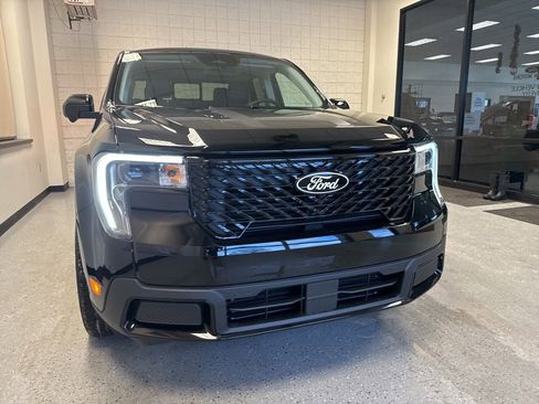 New 2025 Ford Maverick Lariat w/ Black Appearance Package AWD/4WD image 10