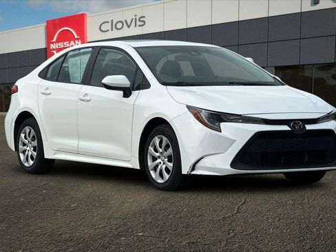 Used 2022 Toyota Corolla LE image 10