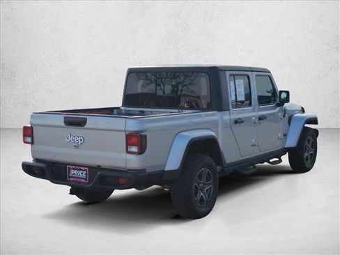 Used 2022 Jeep Gladiator Sport image 5