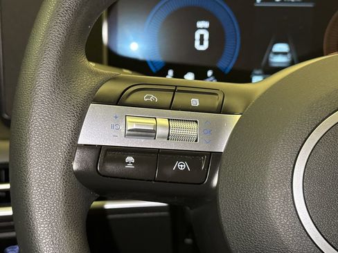 Used 2025 Hyundai Tucson SEL FWD image 30