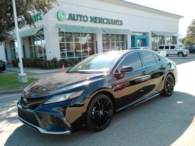 Used 2023 Toyota Camry XSE FWD image 1