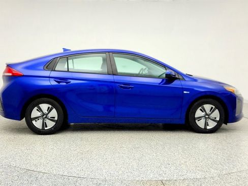 Used 2019 Hyundai Ioniq Blue image 4