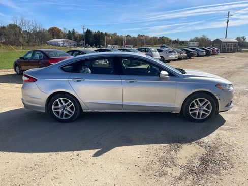 Used 2013 Ford Fusion SE image 5