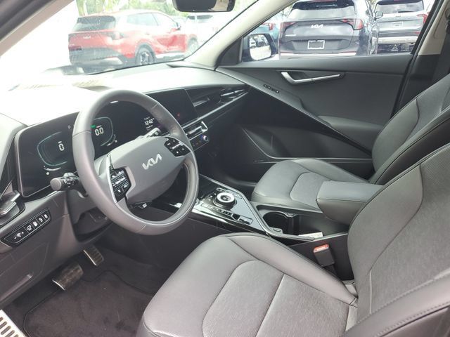 Certified 2023 Kia Niro SX Touring FWD image 16