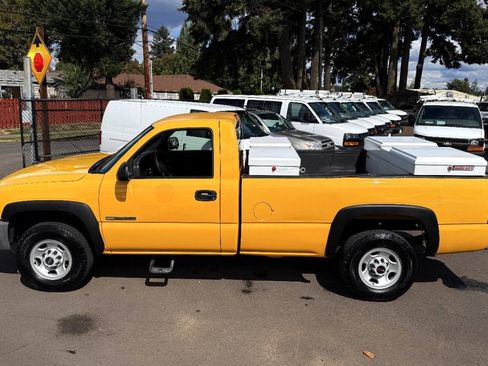 Used 2003 GMC Sierra 2500 W/T RWD image 4