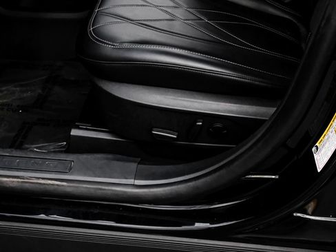 Used 2023 Ford Mustang Mach-E Select image 38