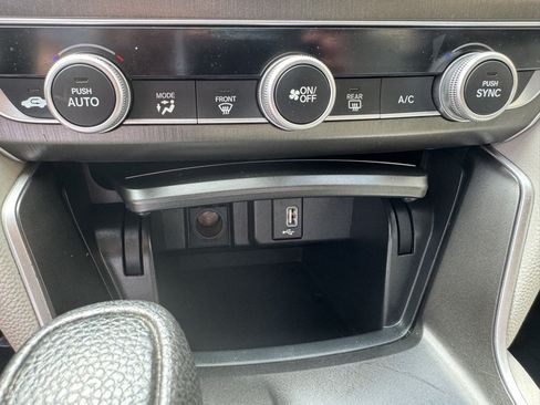 Used 2020 Honda Accord LX image 13