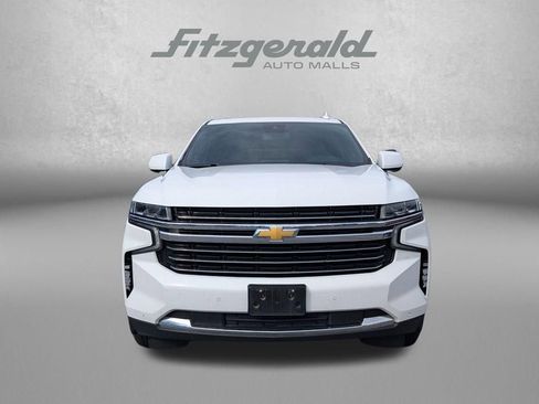 Used 2024 Chevrolet Suburban LT image 2