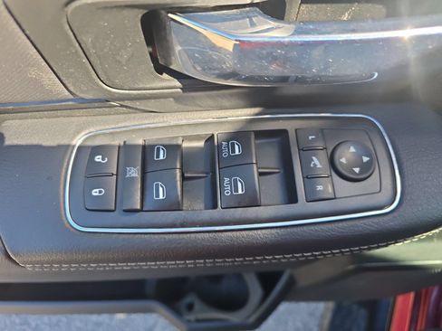 Used 2018 RAM 1500 Rebel w/ Luxury Group AWD/4WD image 30