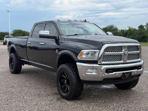 Used 2016 RAM 2500 Laramie AWD/4WD image 5