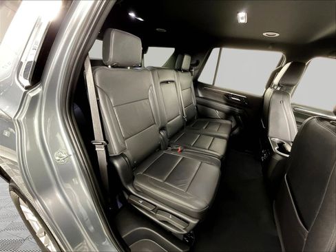 Used 2025 Chevrolet Tahoe LT RWD image 25
