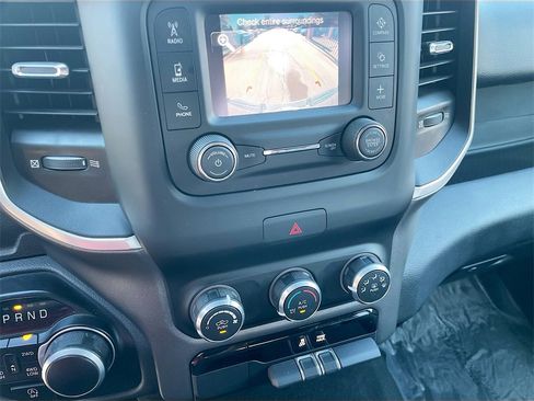 Used 2021 RAM 1500 Big Horn image 15