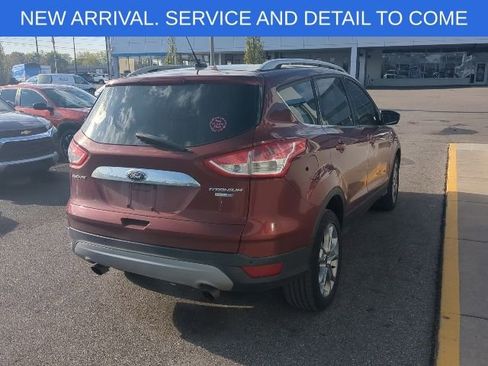 Used 2014 Ford Escape Titanium w/ Equipment Group 401A AWD/4WD image 8