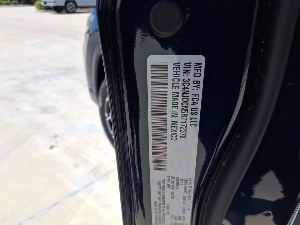 Used 2024 Jeep Compass Limited AWD/4WD image 32