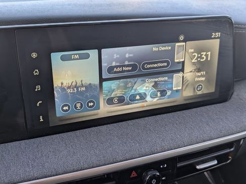 Used 2025 Nissan Kicks SV w/ Illumination Package image 22