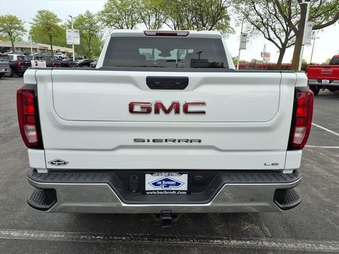 Used 2023 GMC Sierra 1500 SLE w/ Enhanced Capability Package AWD/4WD image 6