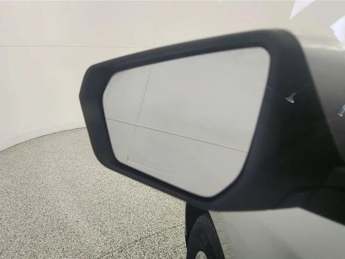 Used 2022 Chevrolet Equinox LT FWD image 24
