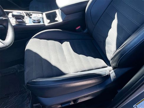 Used 2024 Mitsubishi Outlander SE image 20