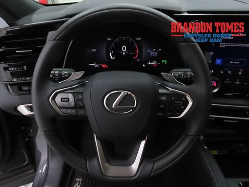 Used 2025 Lexus RX 350 Premium w/ Accessory Package AWD/4WD image 14