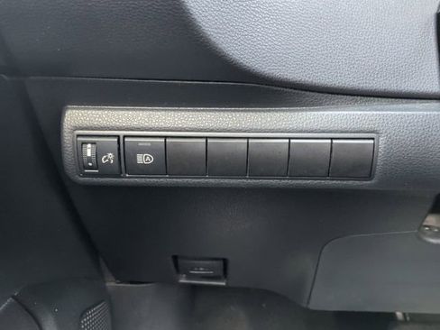 Used 2024 Toyota Corolla LE FWD image 22