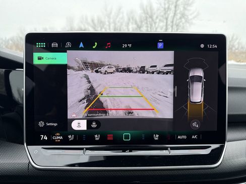 New 2025 Volkswagen GTI SE image 18