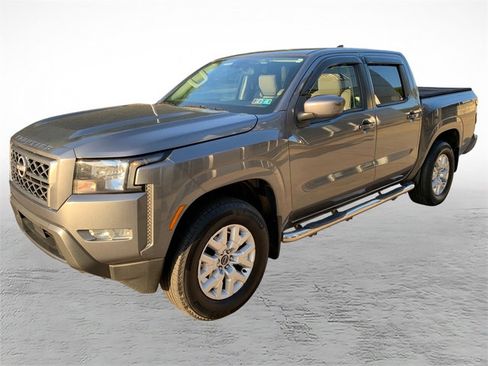 Used 2022 Nissan Frontier SV AWD/4WD image 5